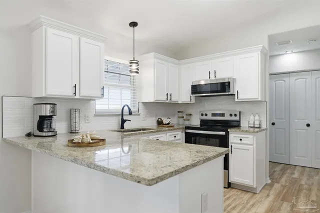 $345,900 | 4360 Marilyn Court, Gulf Breeze, FL 32563