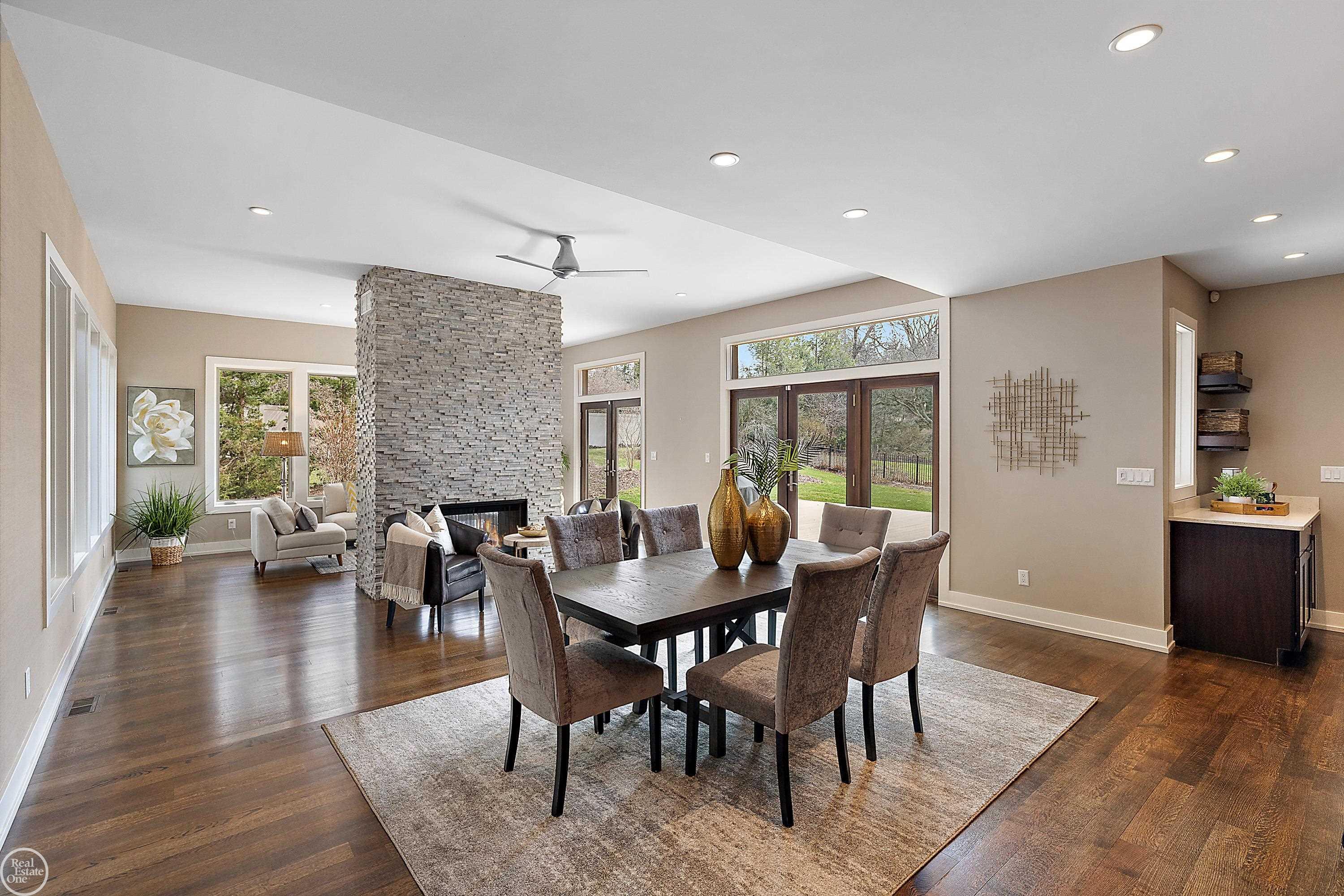 1115 Vesper Road Ann Arbor, MI 48103 - Photo 15 of 57 50105601-14.JPG