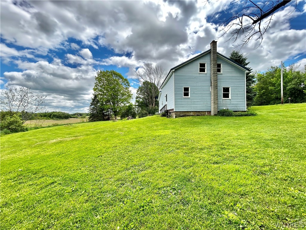 10920 Mckinstry Road Yorkshire, NY 14042 - Photo 4 of 20