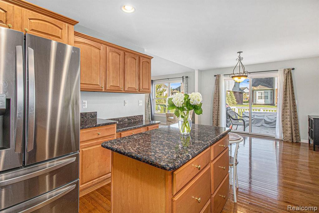 41568 Thoreau Ridge Novi, MI 48377 - Photo 11 of 36