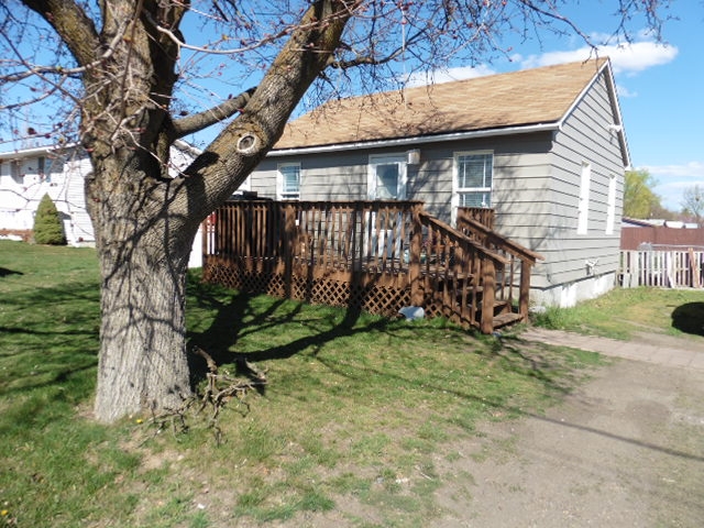 512 Ella Road Spokane Valley, WA 99212 - Photo 1 of 20 Gallery Image 1