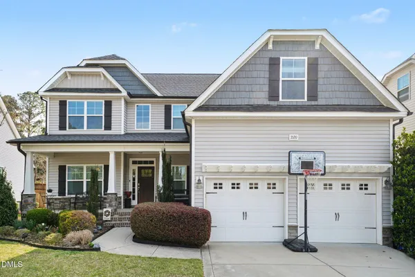 $640,000 | 2120 Temple Hills Way, Fuquay-Varina, NC 27526