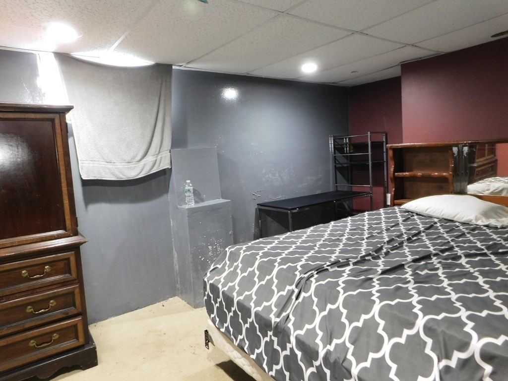 31 Fremont Street Springfield, MA 01105 - Photo 14 of 19 Gallery Image 14