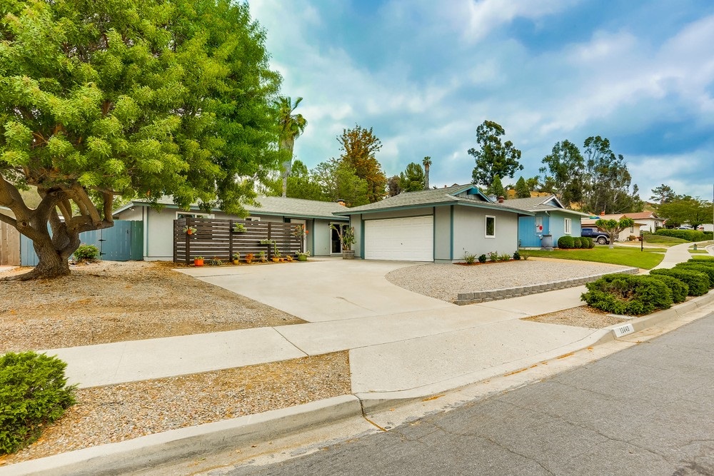 13643 Tobiasson Road Poway, CA 92064 - Photo 1 of 25