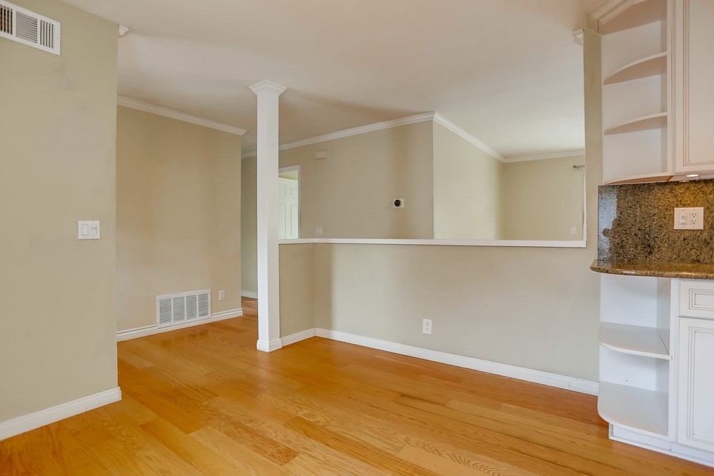 13643 Tobiasson Road Poway, CA 92064 - Photo 4 of 25