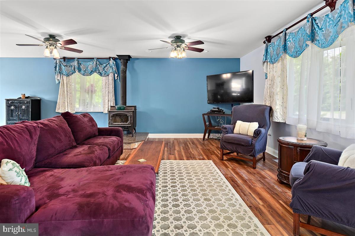 10304 Shingle Landing Road Bishopville, MD 21813 - Photo 4 of 78 Gallery Image 4