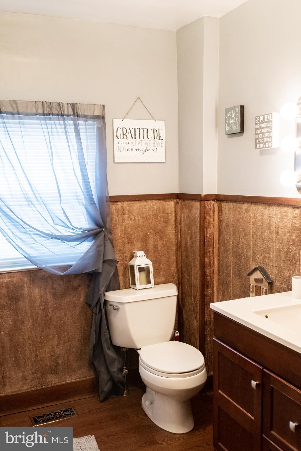 2048 Mill Road Norristown, PA 19403 - Photo 16 of 52 1st Floor Full Bath with Tub and Shower.