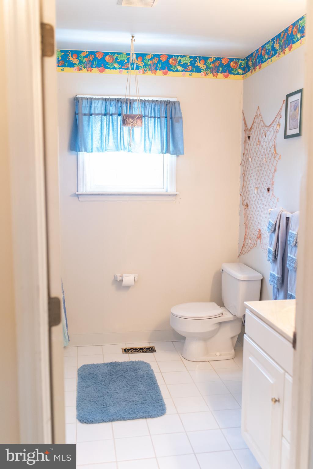 2048 Mill Road Norristown, PA 19403 - Photo 33 of 52 2nd Floor Full Hall Bath with Tub and Shower.