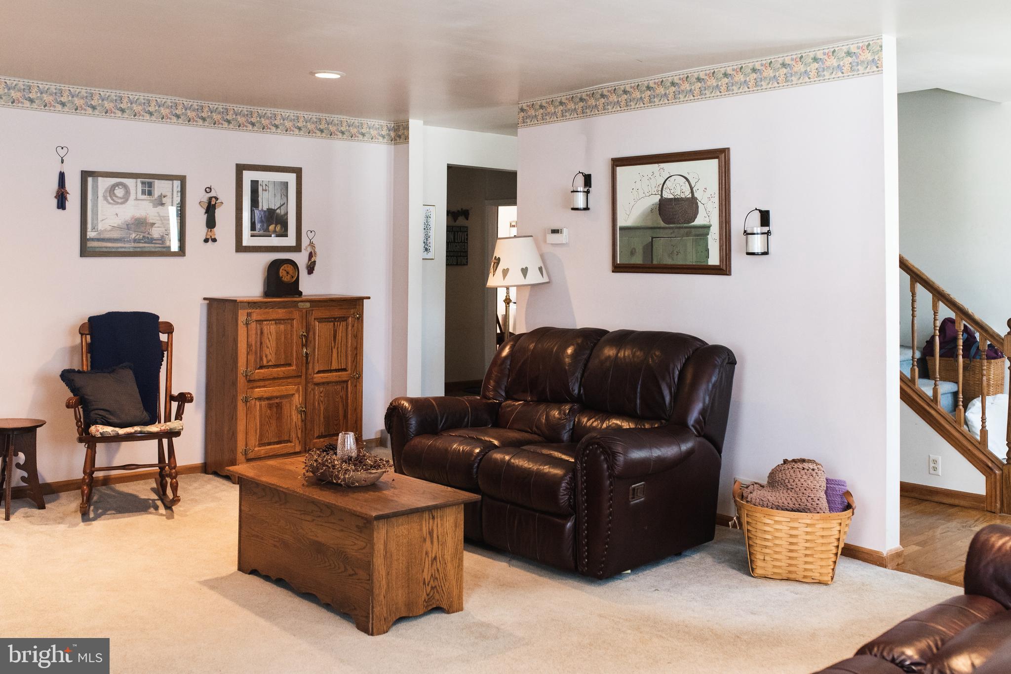 2048 Mill Road Norristown, PA 19403 - Photo 6 of 52 Living Room