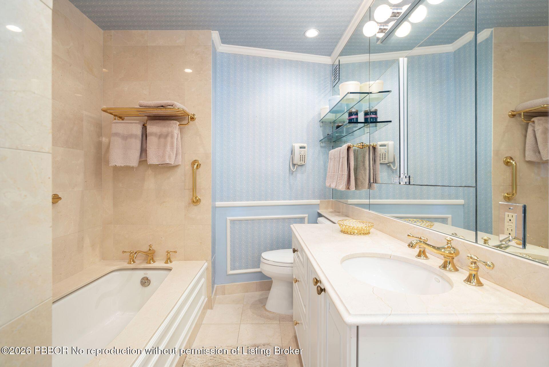 44 Cocoanut Row, Unit 227B Palm Beach, FL 33480 - Photo 15 of 27 15