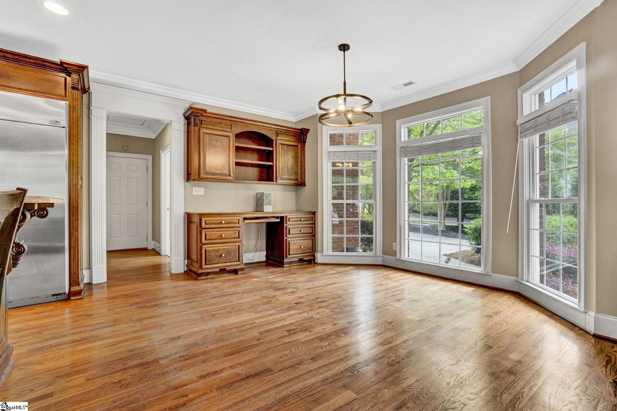 881 Inverness Circle Spartanburg, SC 29306 - Photo 13 of 36