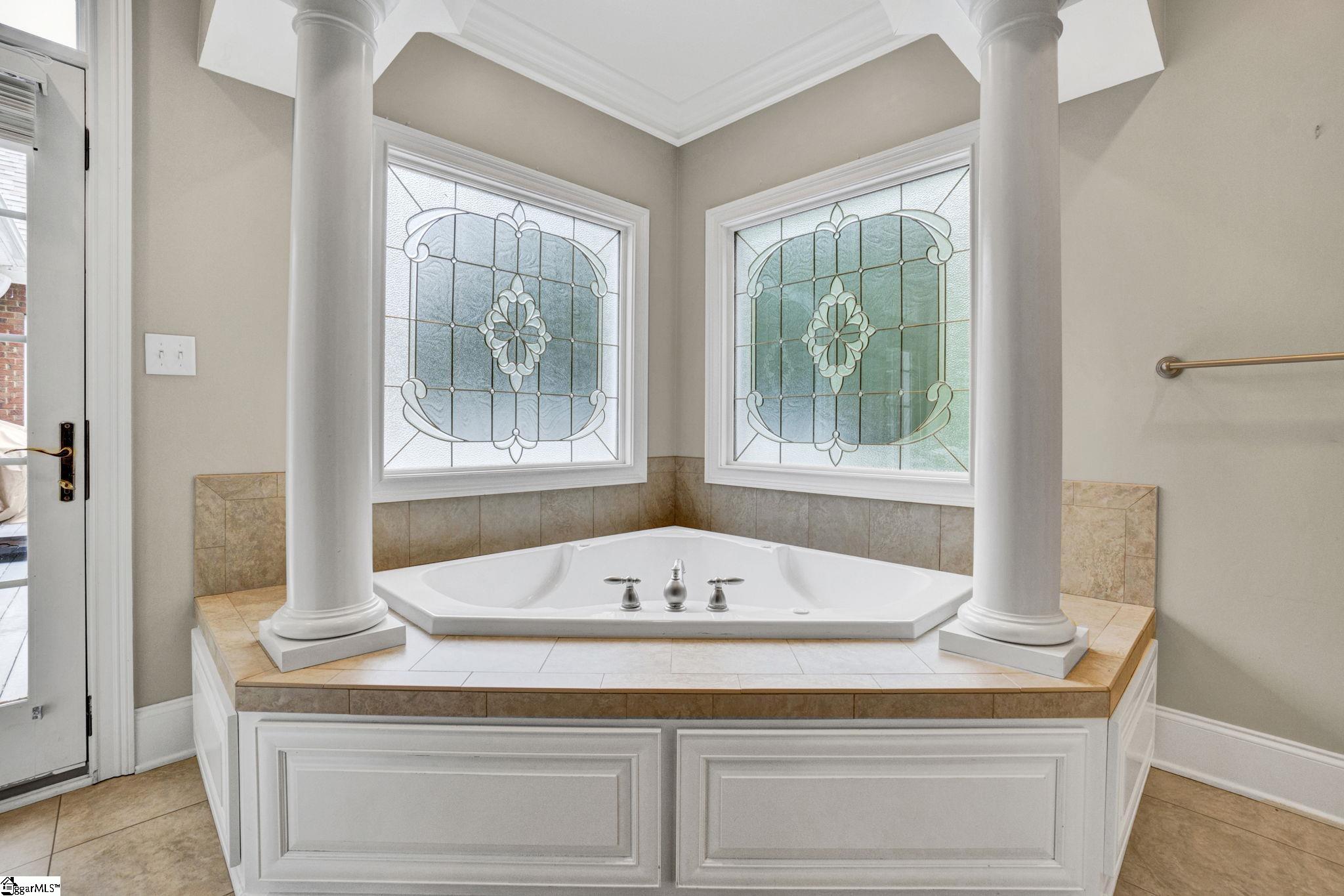 881 Inverness Circle Spartanburg, SC 29306 - Photo 18 of 36