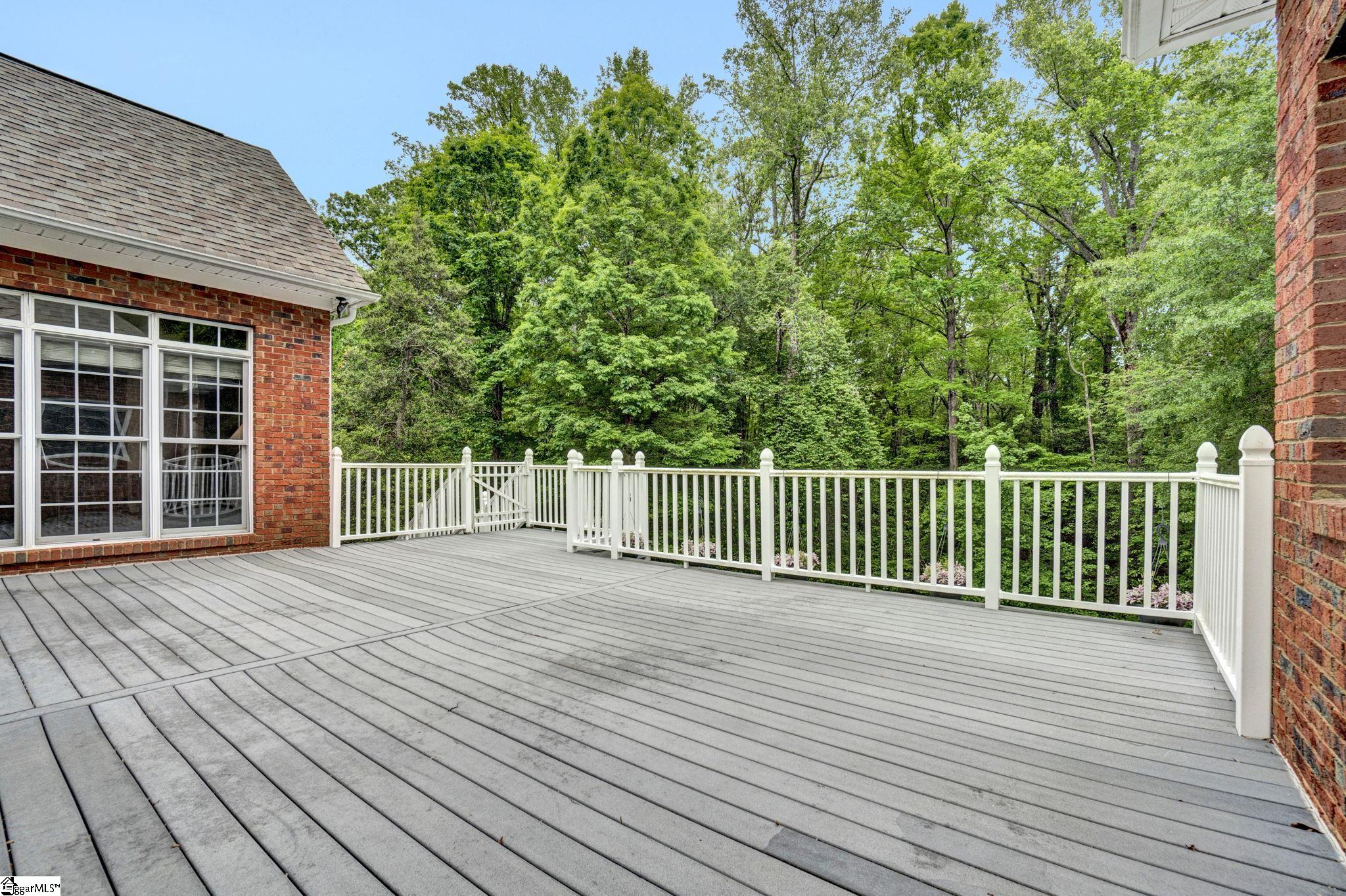 881 Inverness Circle Spartanburg, SC 29306 - Photo 31 of 36