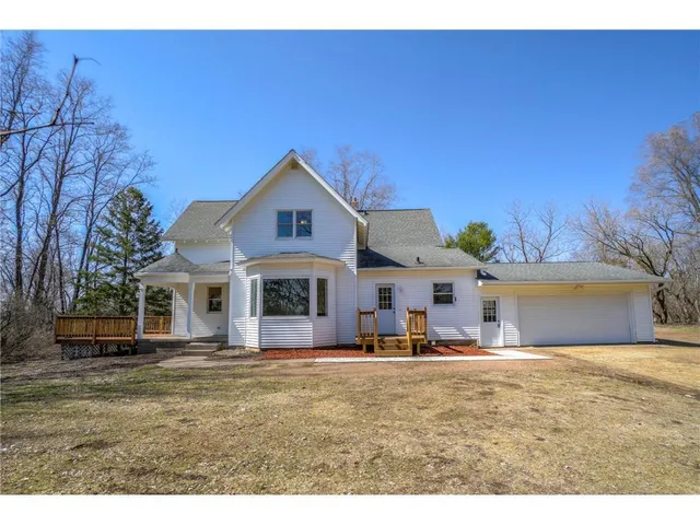 $2,800 | 442 Baer Drive, Hudson, WI 54016