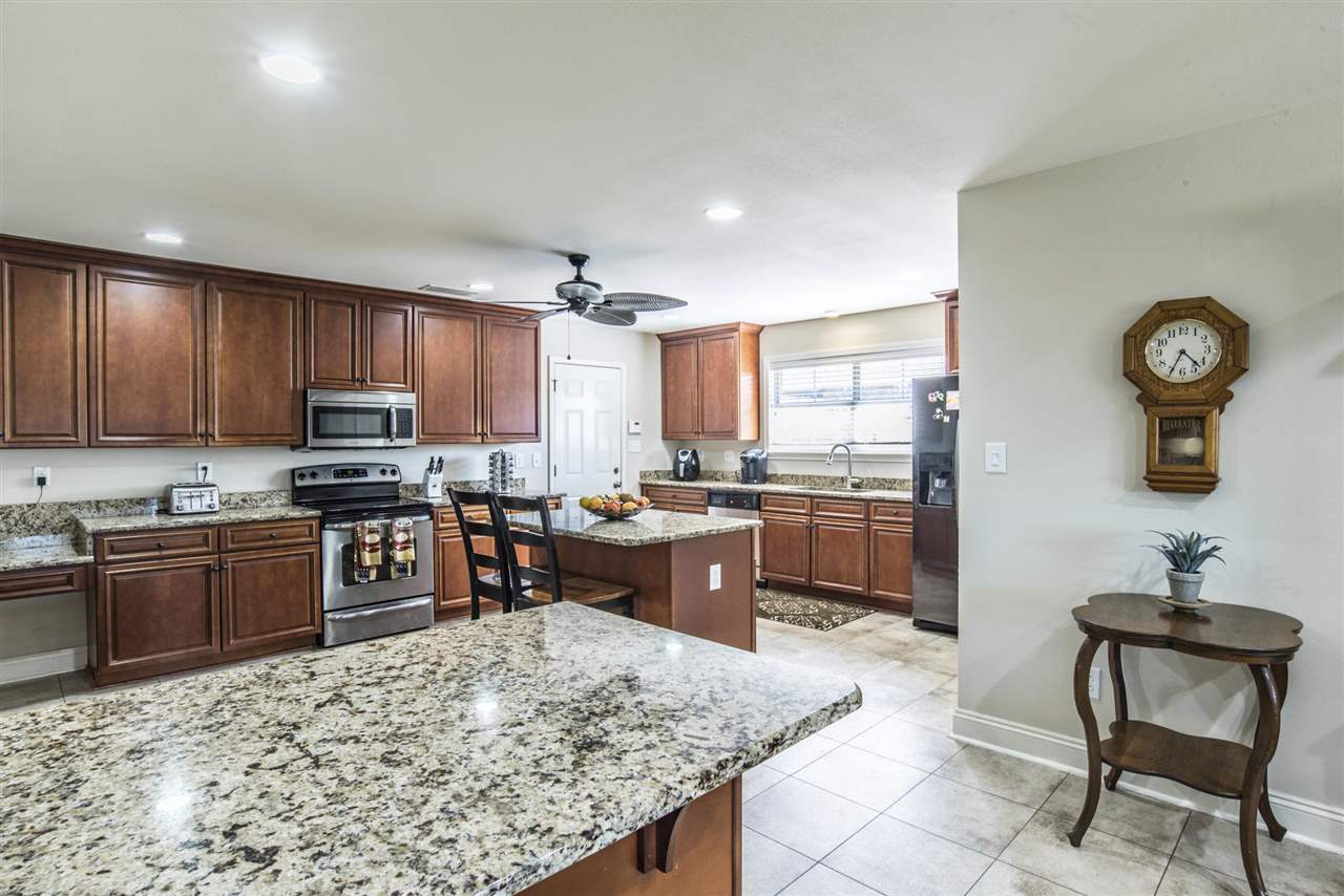 25811 Mercer Court Daphne, AL 36526 - Photo 2 of 19