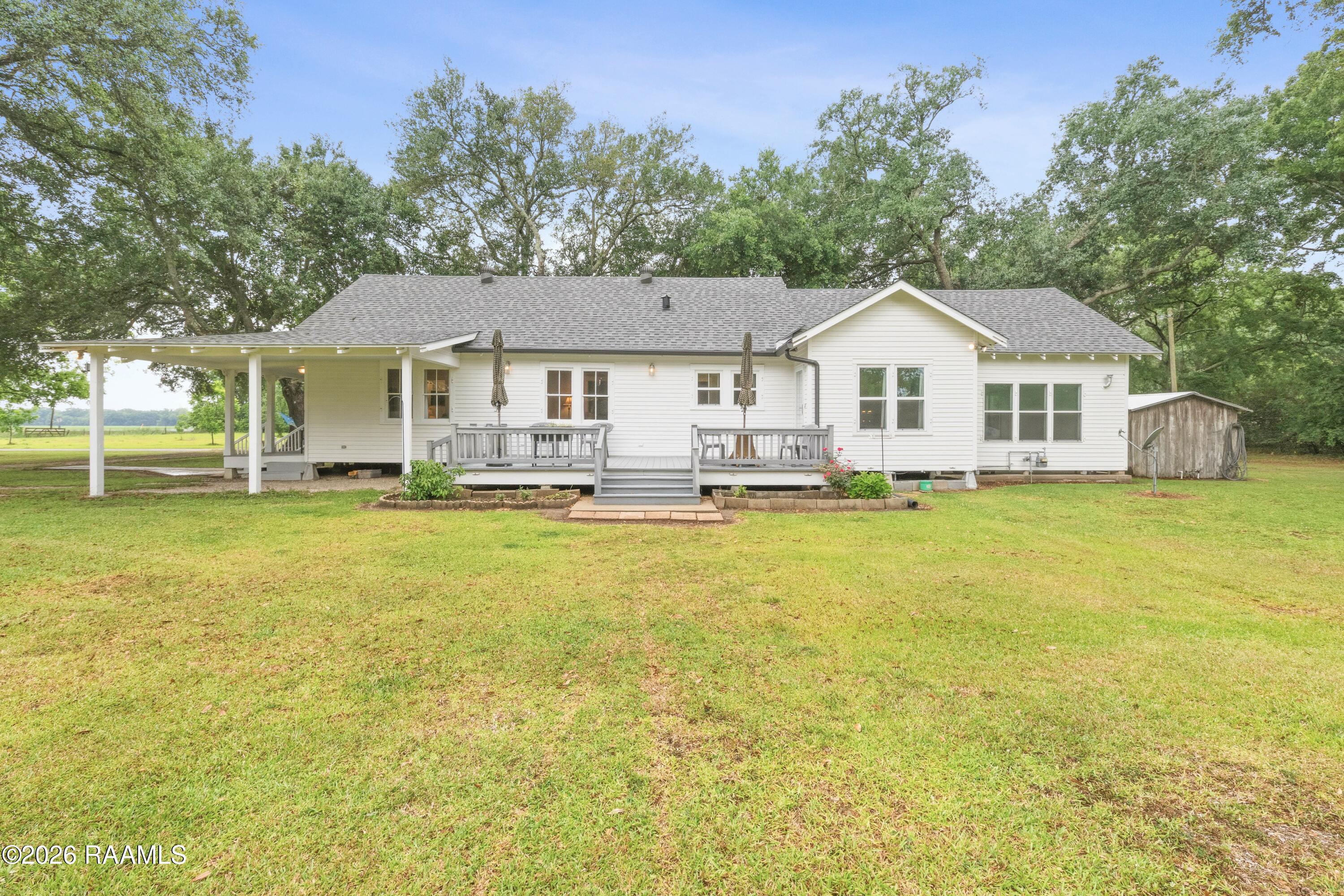 8512 Jefferson Island Road New Iberia, LA 70560 - Photo 26 of 37 8512JeffersonIsland-8