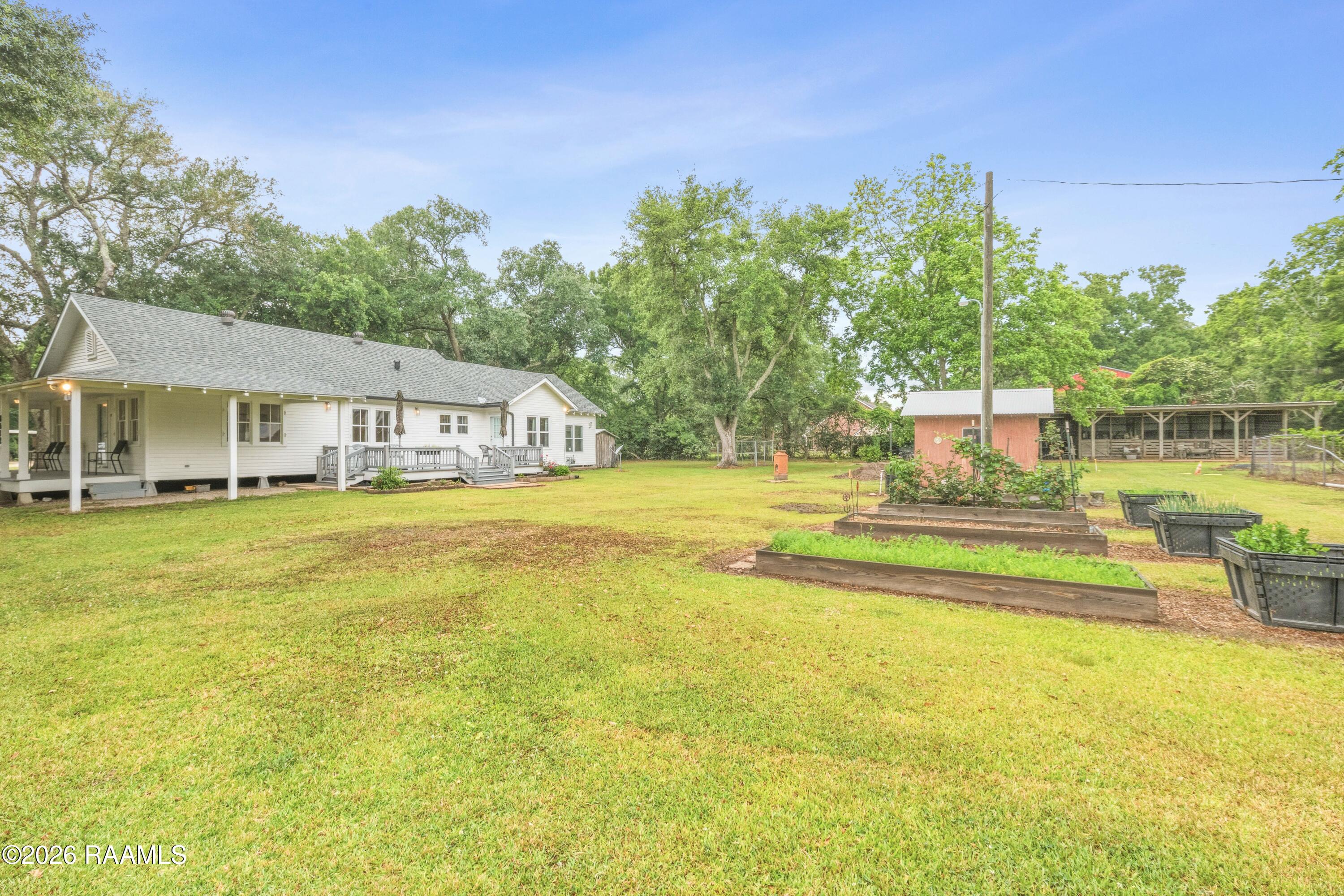 8512 Jefferson Island Road New Iberia, LA 70560 - Photo 27 of 37 8512JeffersonIsland-7