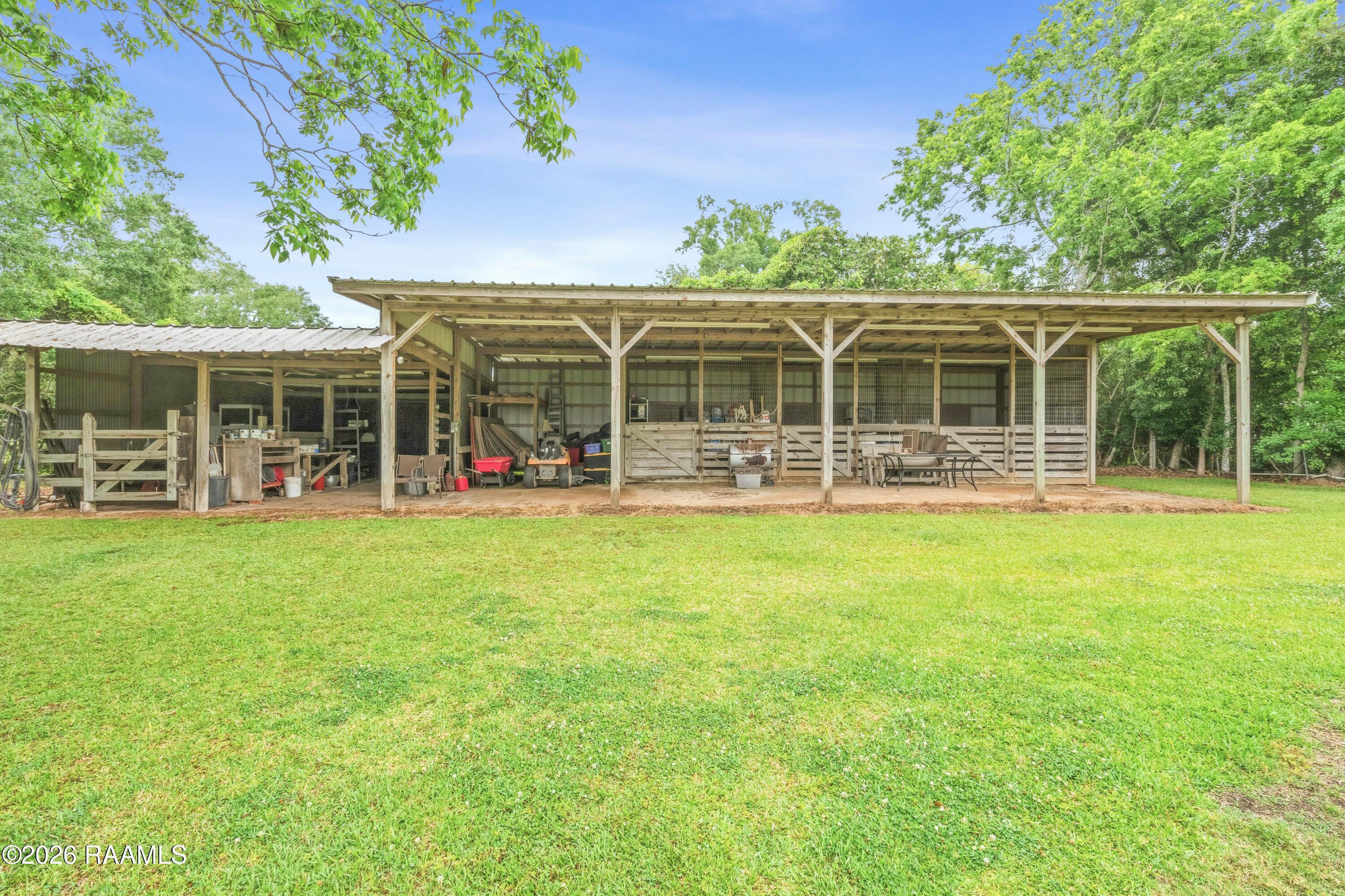 8512 Jefferson Island Road New Iberia, LA 70560 - Photo 31 of 37 8512JeffersonIsland-10