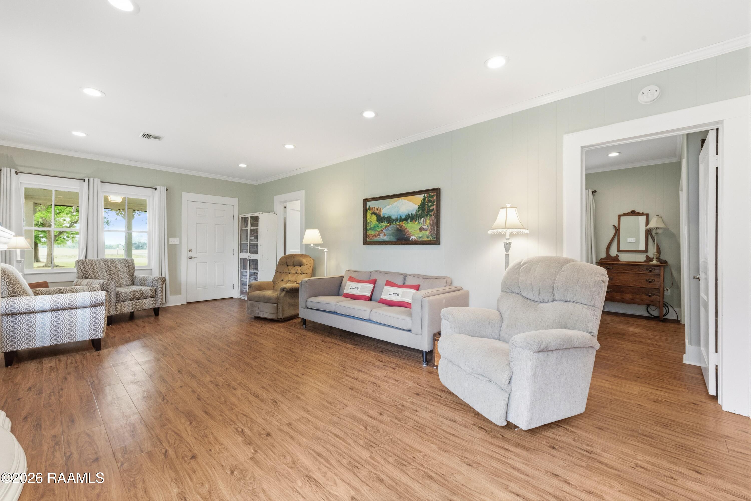 8512 Jefferson Island Road New Iberia, LA 70560 - Photo 6 of 37 8512JeffersonIsland-25