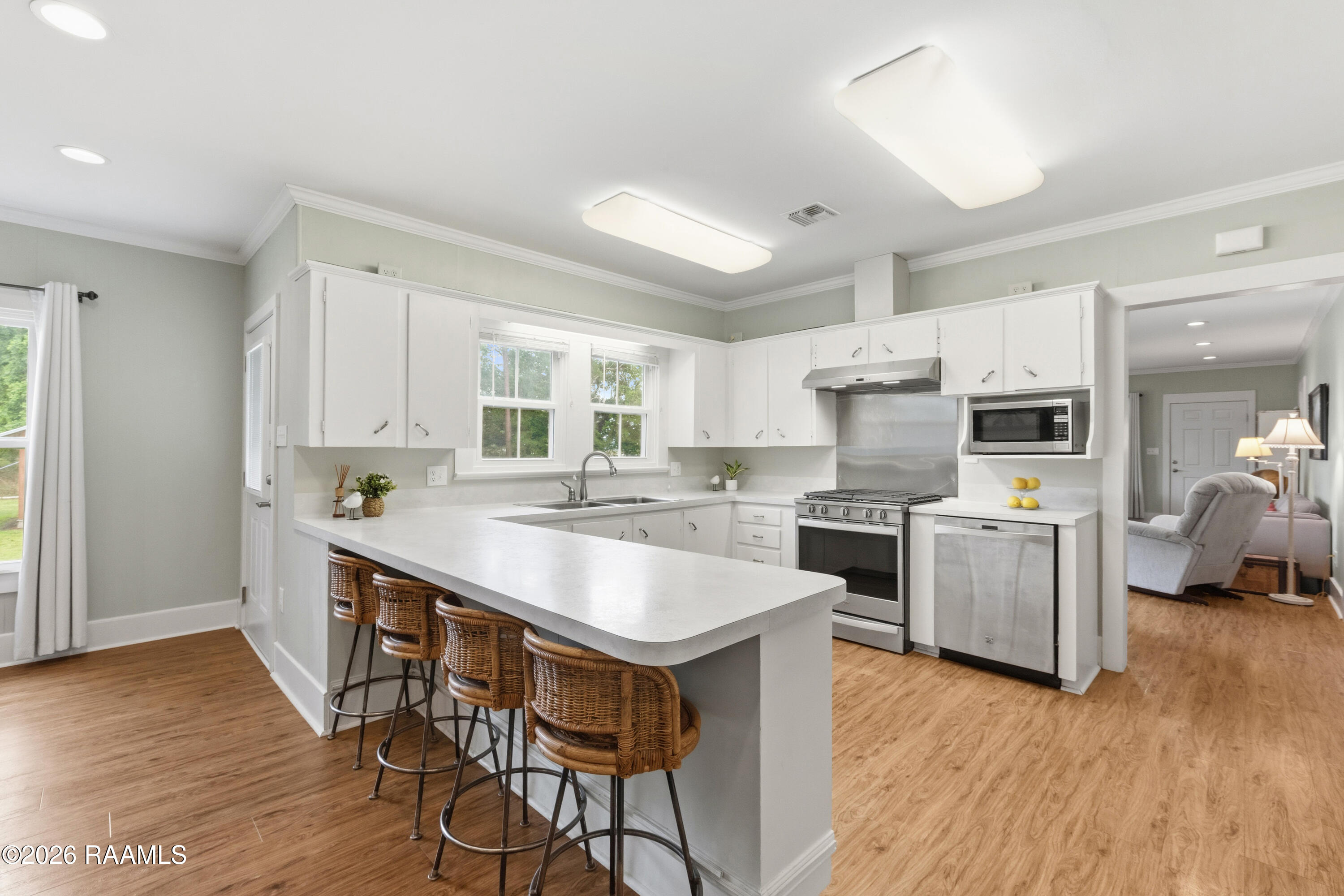 8512 Jefferson Island Road New Iberia, LA 70560 - Photo 8 of 37 8512JeffersonIsland-41 (1)