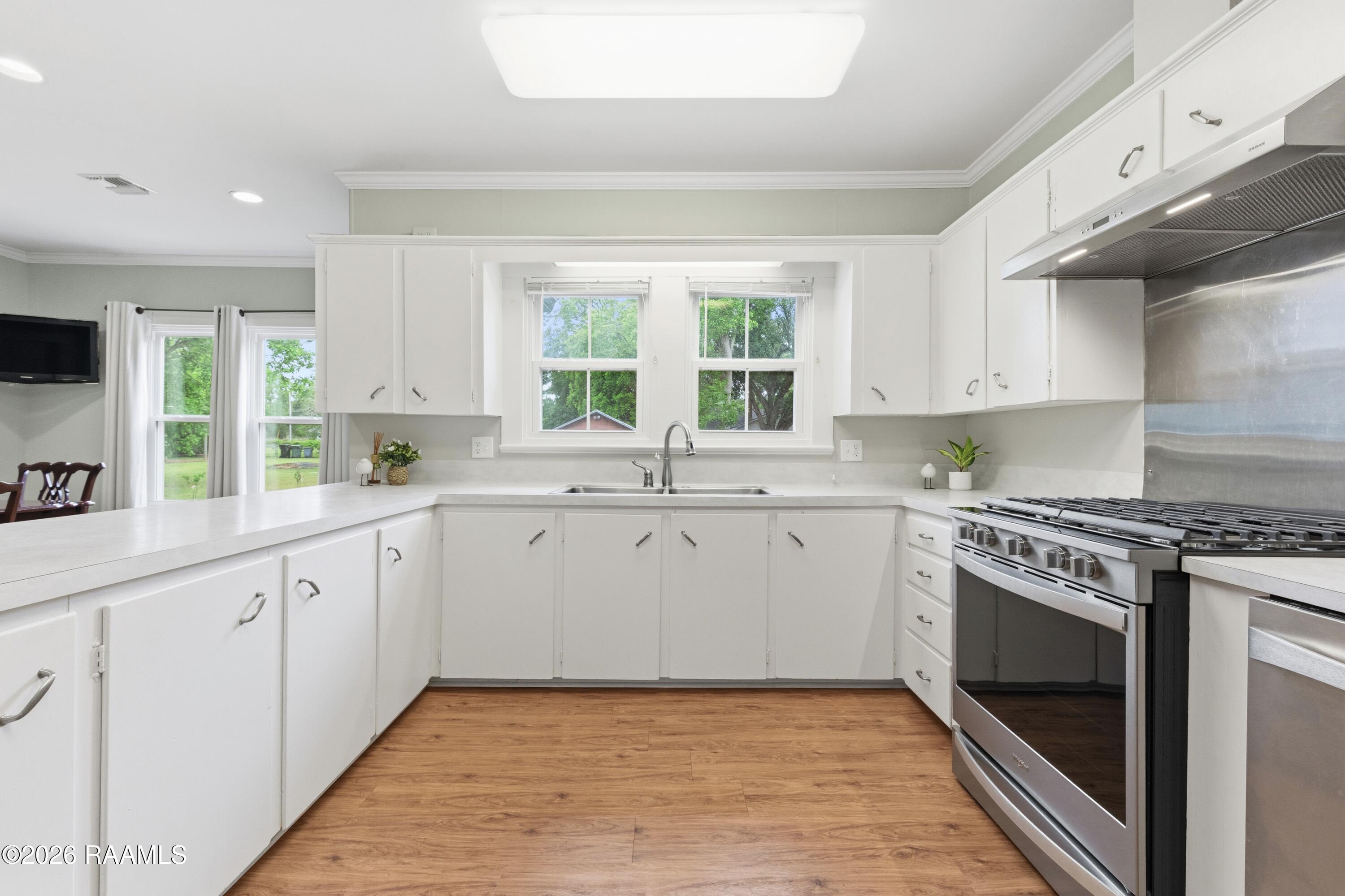 8512 Jefferson Island Road New Iberia, LA 70560 - Photo 10 of 37 8512JeffersonIsland-34