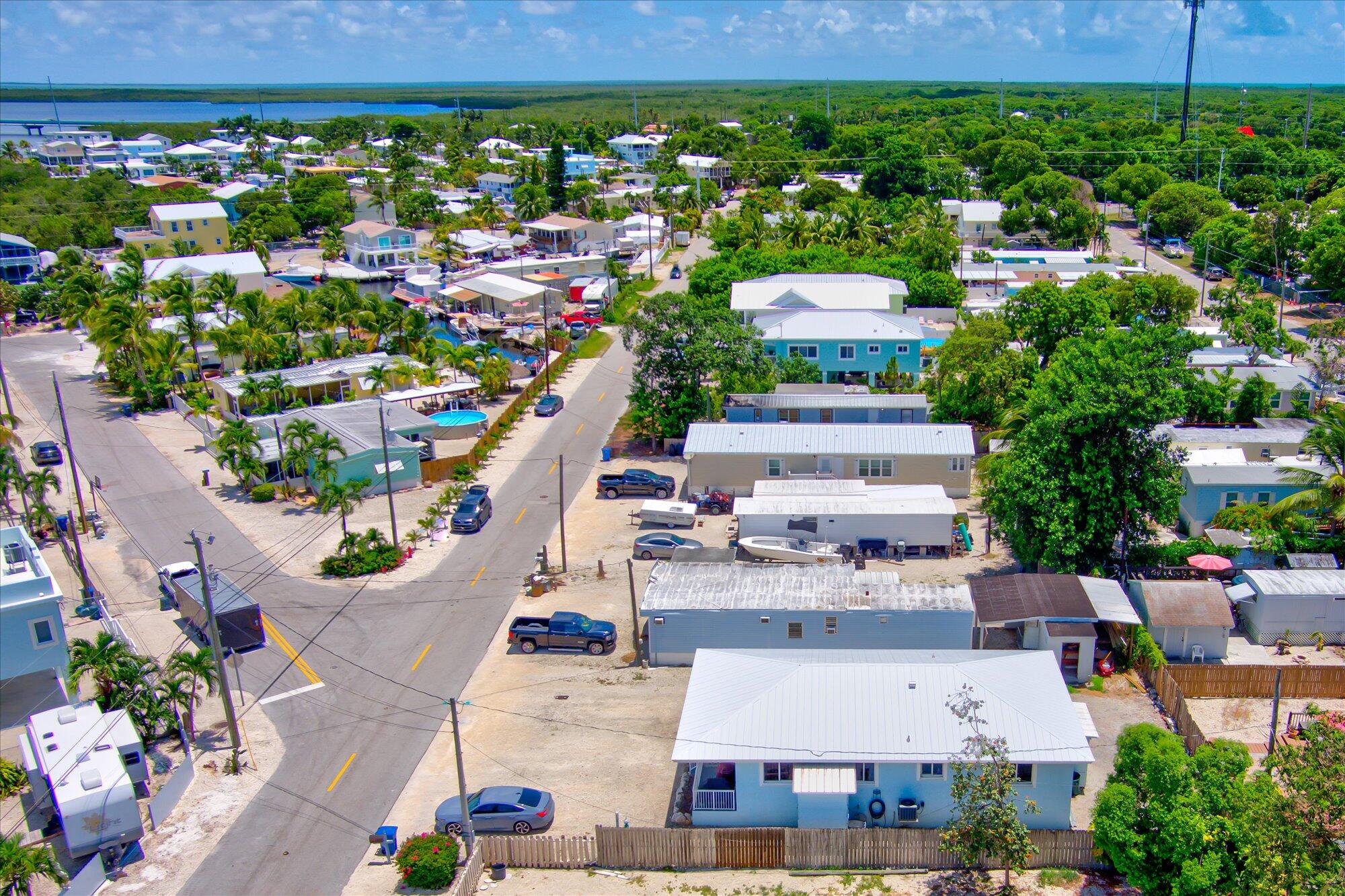 939 Plantation Road Key Largo, FL 33037 - Photo 34 of 38 an aerial view of a