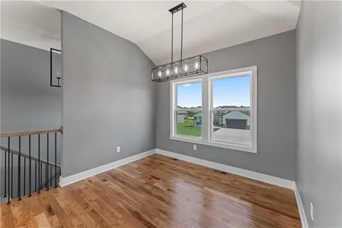 $393,900 | 806 West Shawhan Parkway, Lone Jack, MO 64086