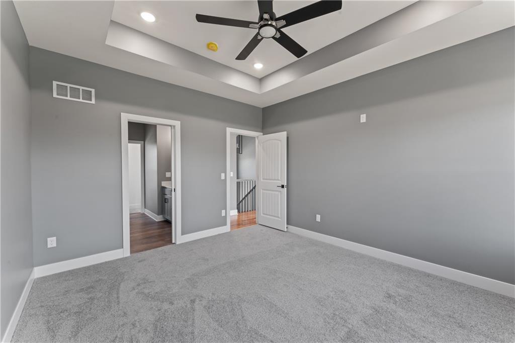 806 West Shawhan Parkway Lone Jack, MO 64086 - Photo 21 of 37