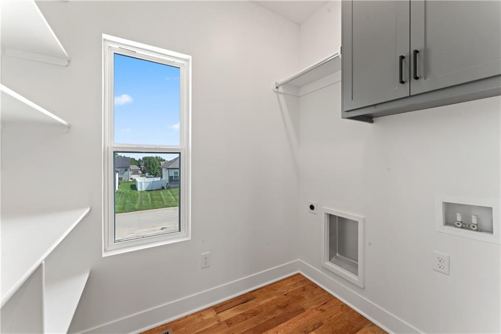 806 West Shawhan Parkway Lone Jack, MO 64086 - Photo 30 of 37