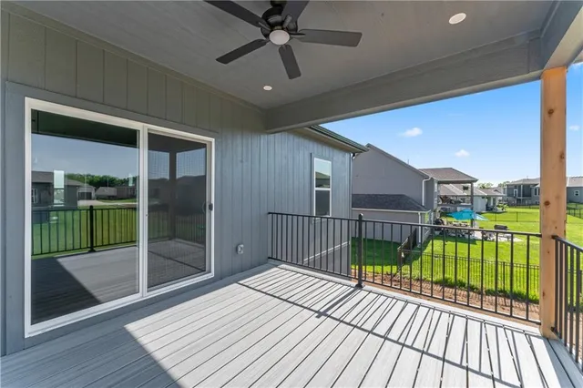 $393,900 | 806 West Shawhan Parkway, Lone Jack, MO 64086