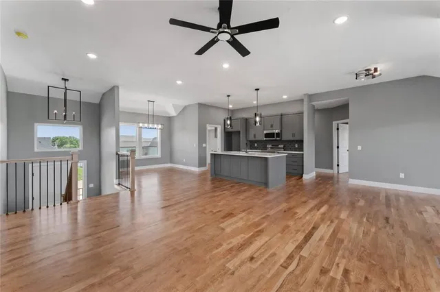 $393,900 | 806 West Shawhan Parkway, Lone Jack, MO 64086