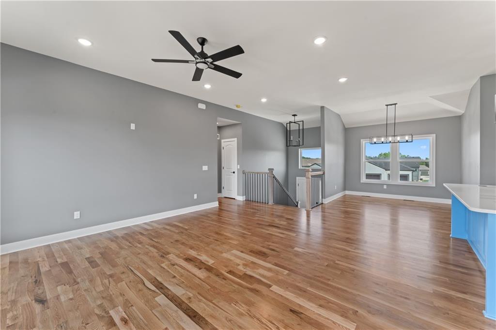 806 West Shawhan Parkway Lone Jack, MO 64086 - Photo 9 of 37