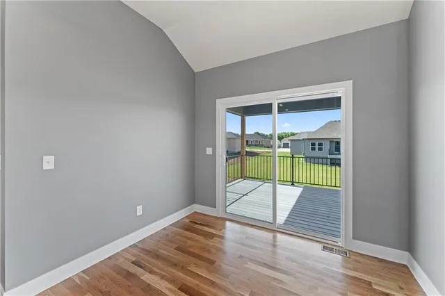 $393,900 | 806 West Shawhan Parkway, Lone Jack, MO 64086