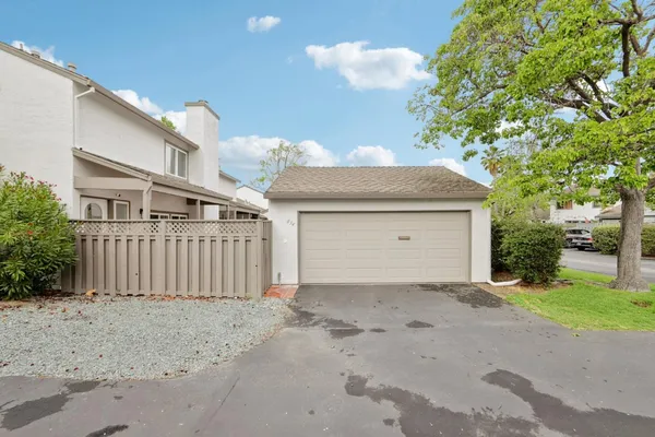 $1,400,000 | 854 Erickson Lane, Foster City, CA 94404