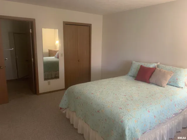 $175,000 | 4237 26th Avenue, Moline, IL 61265