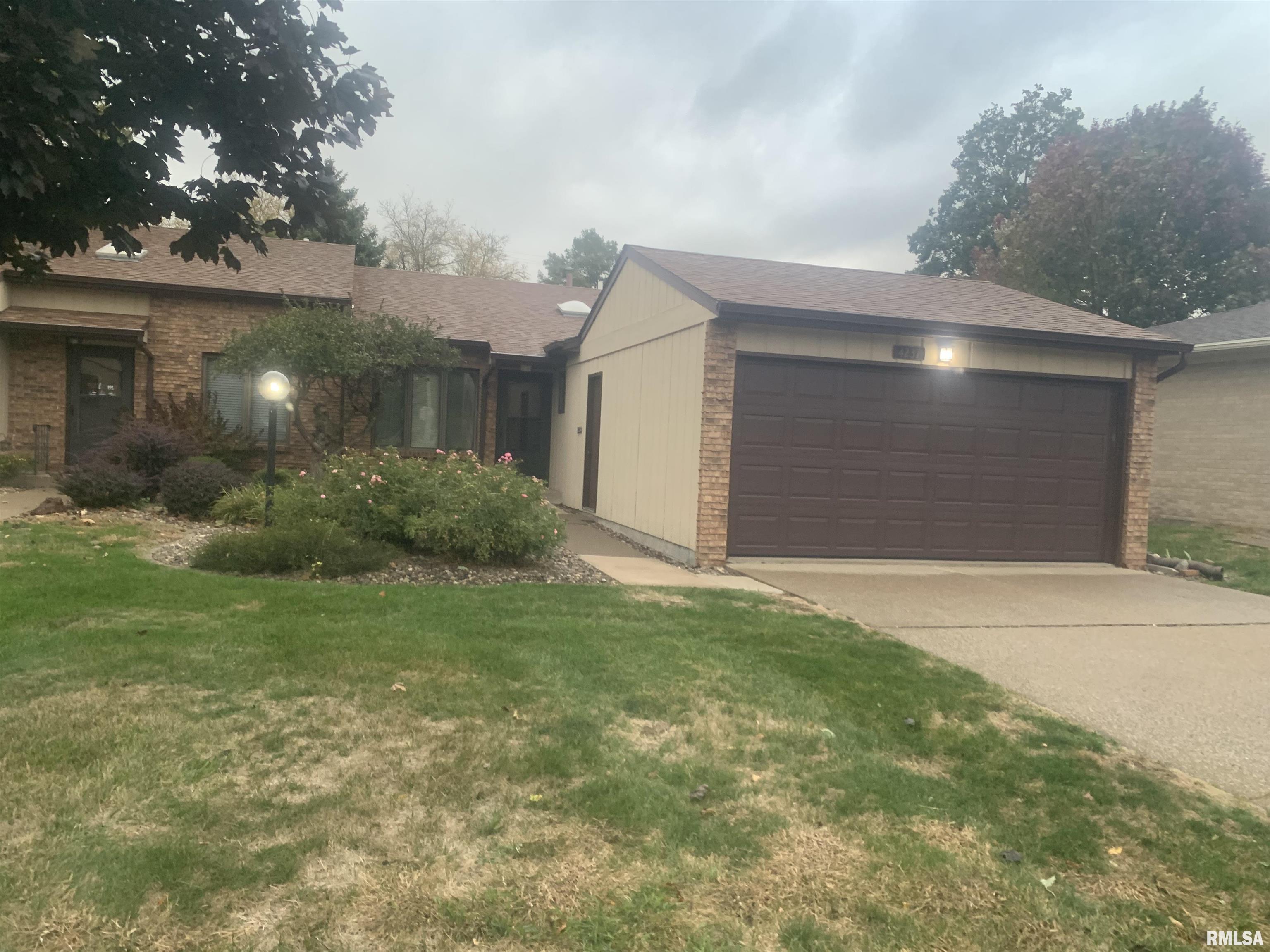 4237 26th Avenue Moline, IL 61265 - Photo 34 of 35