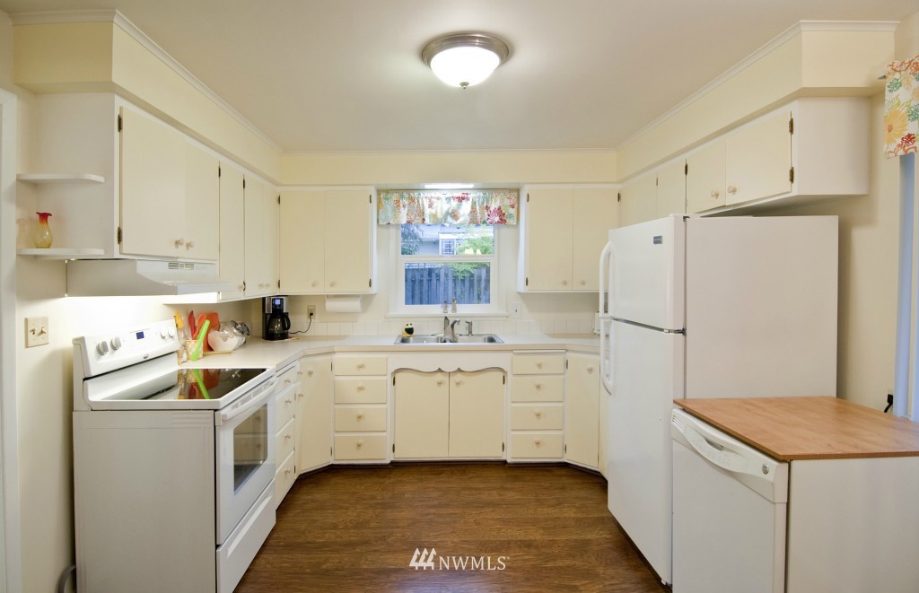 1218 West Racine Street Bellingham, WA 98229 - Photo 11 of 19 Gallery Image 11