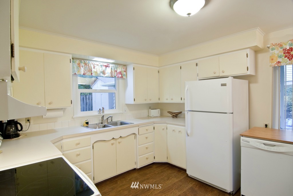 1218 West Racine Street Bellingham, WA 98229 - Photo 12 of 19 Gallery Image 12
