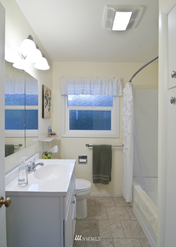 1218 West Racine Street Bellingham, WA 98229 - Photo 16 of 19 Gallery Image 16