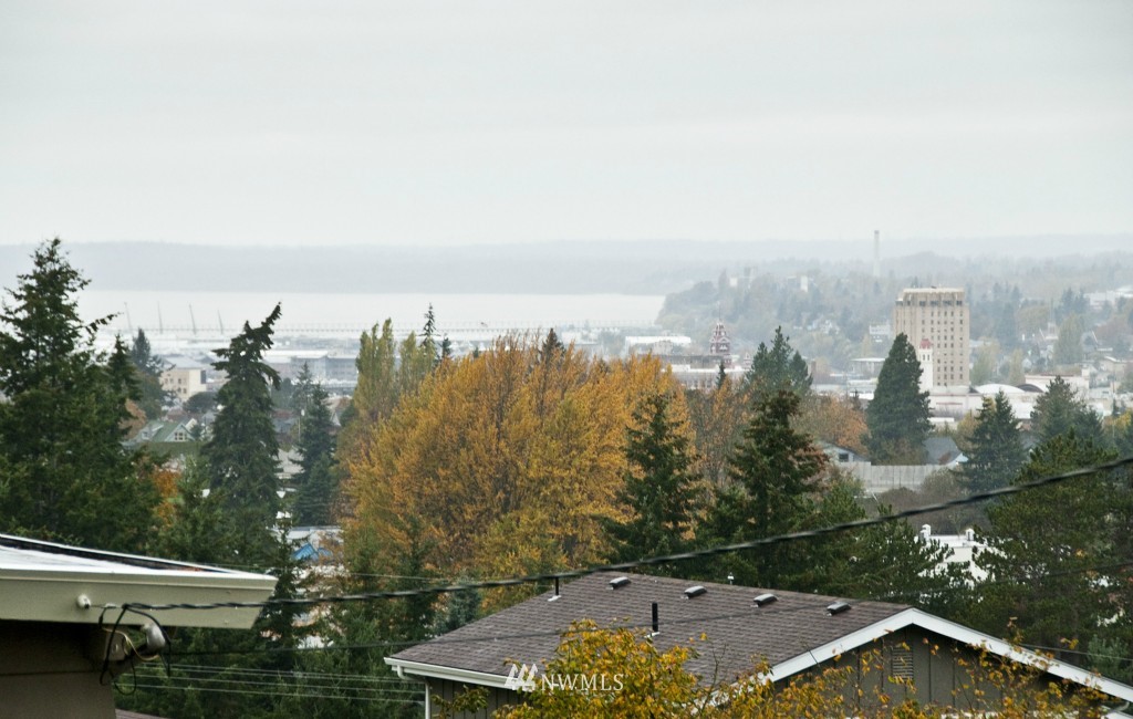1218 West Racine Street Bellingham, WA 98229 - Photo 3 of 19 Gallery Image 3