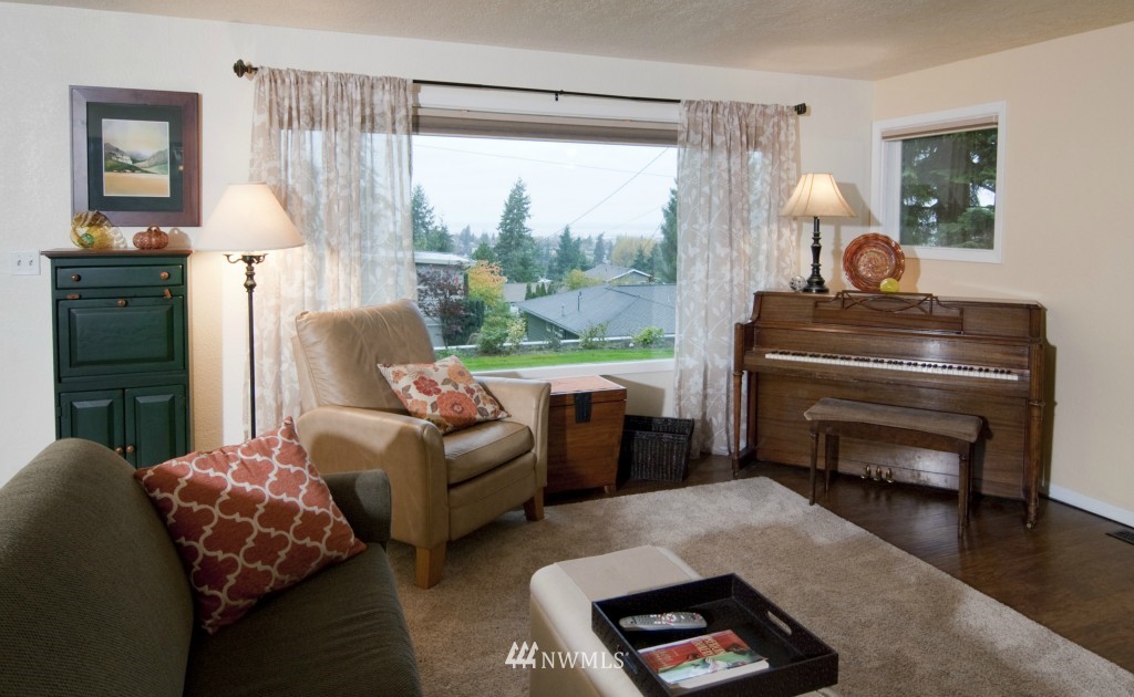 1218 West Racine Street Bellingham, WA 98229 - Photo 9 of 19 Gallery Image 9