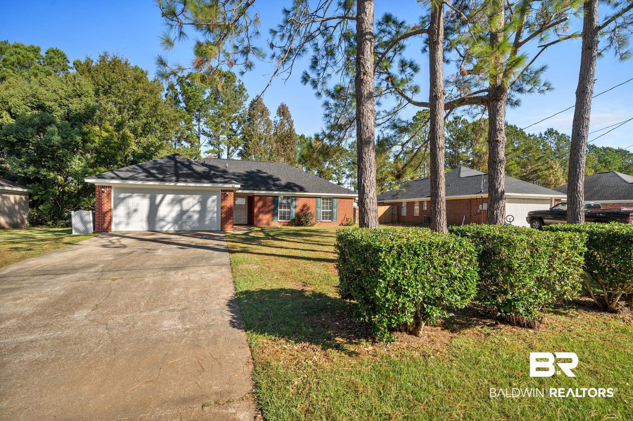 415 Hamilton Boulevard Foley, AL 36535 - Photo 3 of 39