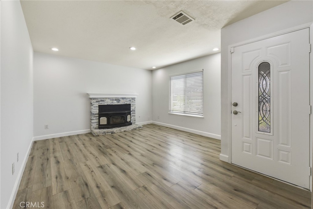 4466 Bartel Drive Riverside, CA 92503 - Photo 2 of 19