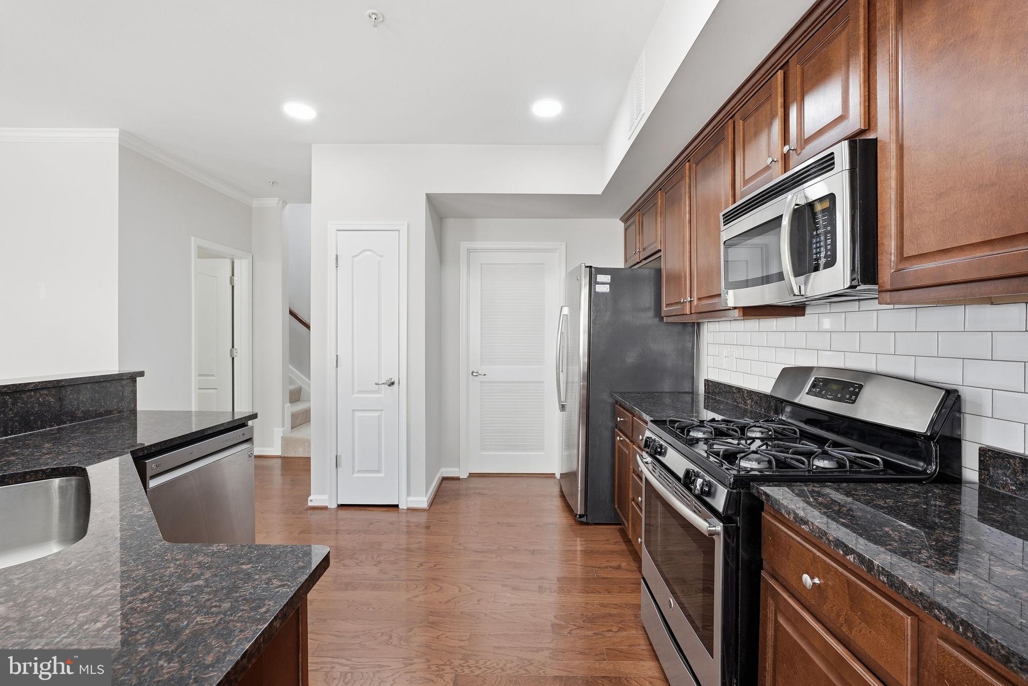 4774 Dane Ridge Circle Woodbridge, VA 22193 - Photo 12 of 31