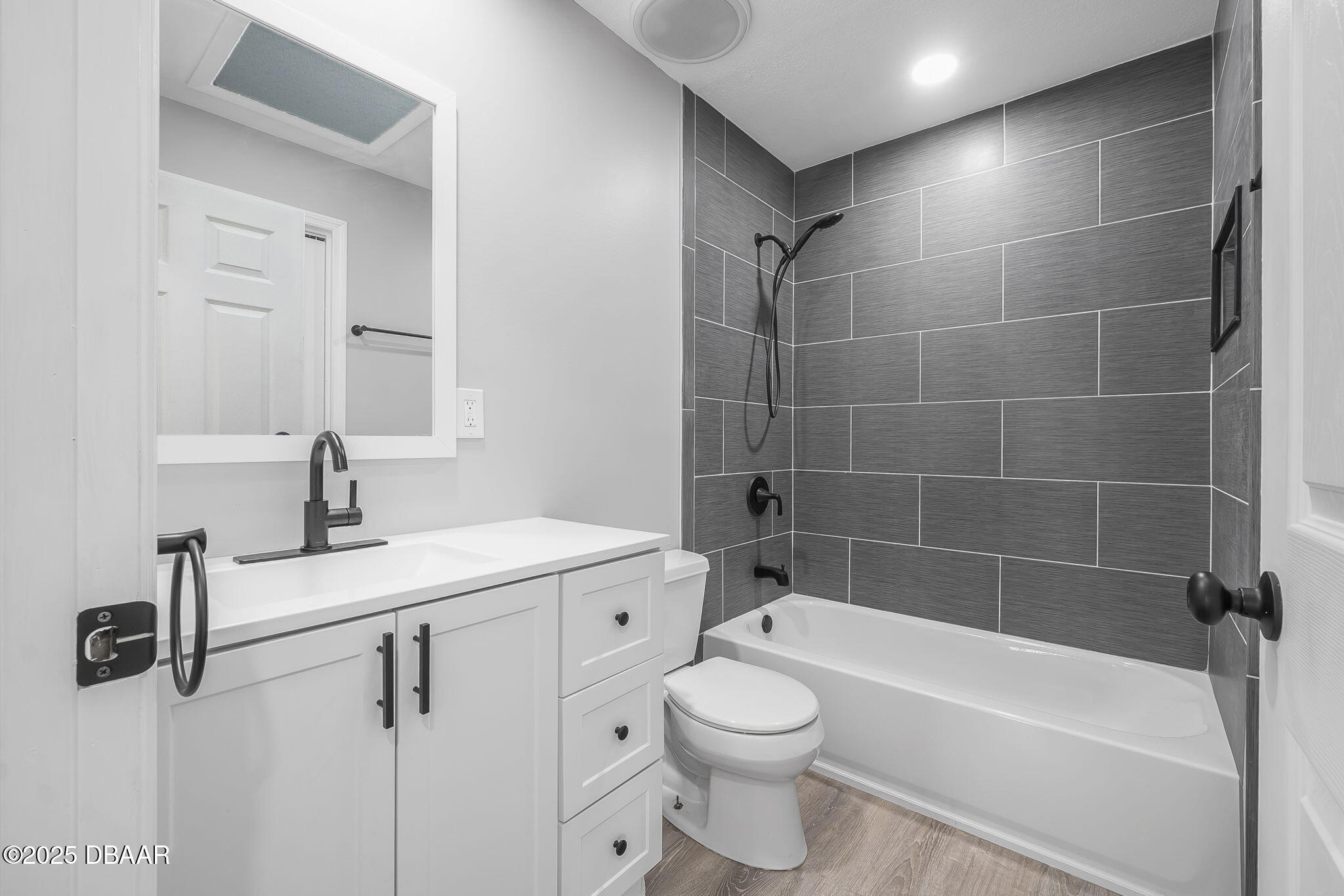 1408 Edgewater Road Daytona Beach, FL 32114 - Photo 12 of 24 Second Bath