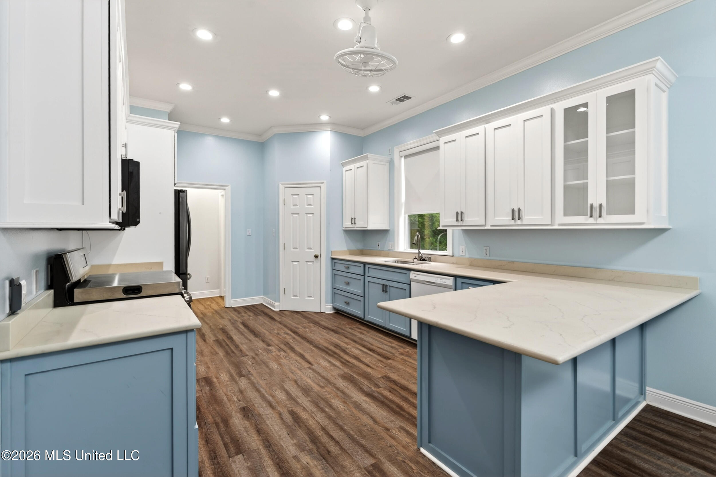 219 Pop Hill Road, Unit B Poplarville, MS 39470 - Photo 32 of 74 32_32_kitchen