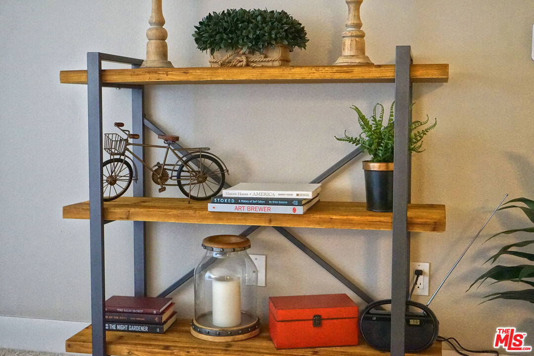 151 East Holly Street, Unit 2201 Pasadena, CA 91103 - Photo 5 of 33