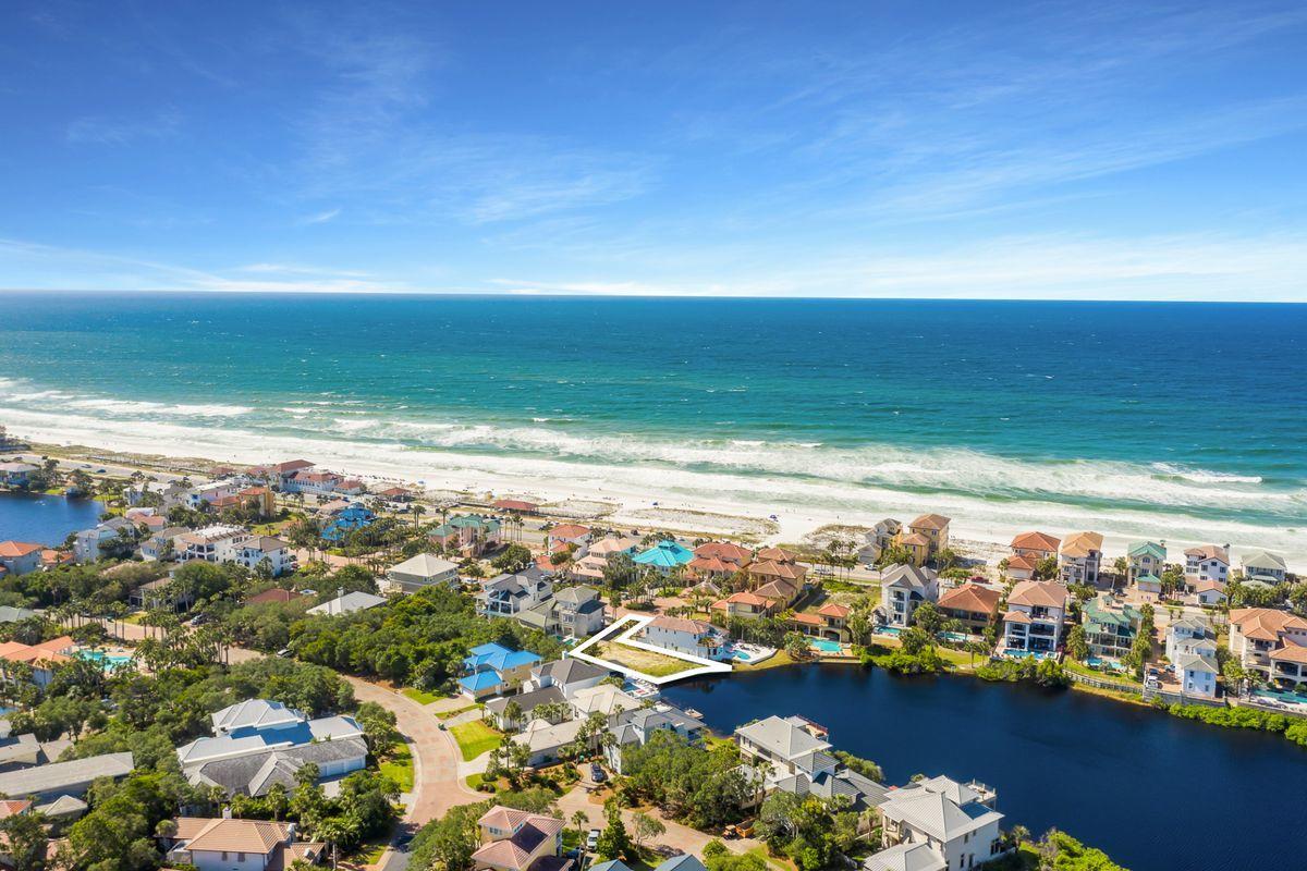 4641 Destiny Way Destin, FL 32541 - Photo 5 of 9 a view of a city with ocean view