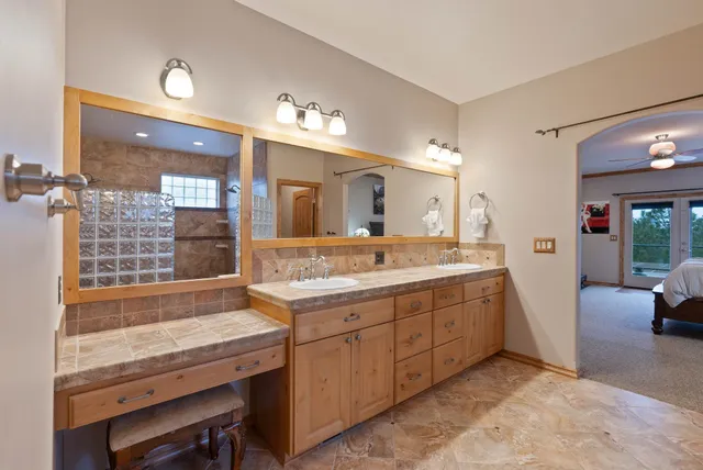 $825,000 | 110 Lindeblad Lane, Liberty Lake, WA 99019