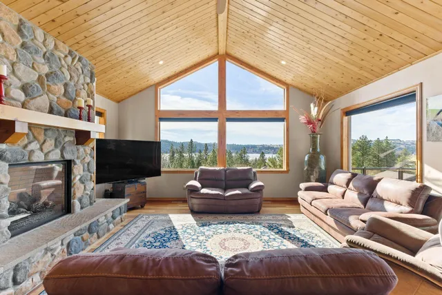 $825,000 | 110 Lindeblad Lane, Liberty Lake, WA 99019